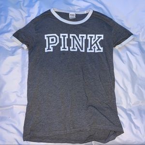 pink tee